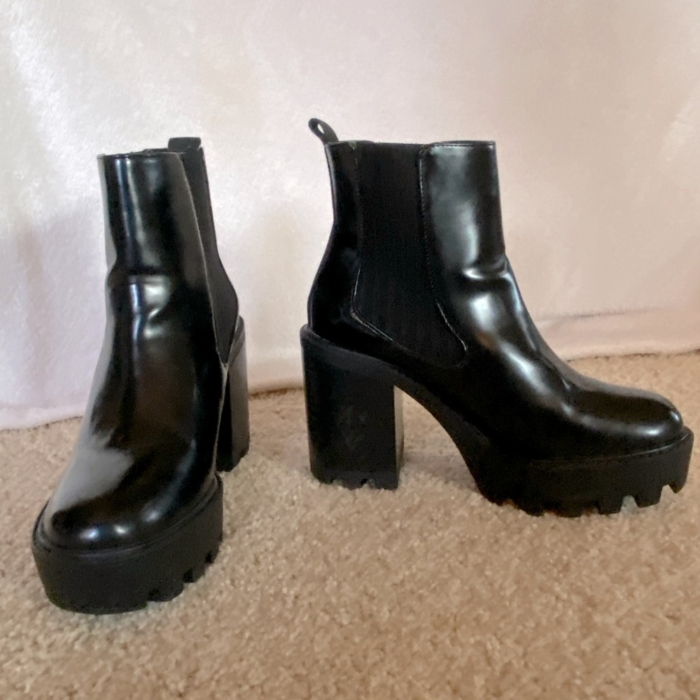 Zara Lug Sole chunky heel boot